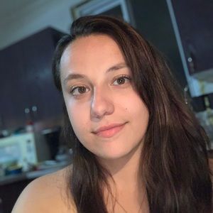 Meet your Posher, Laurence